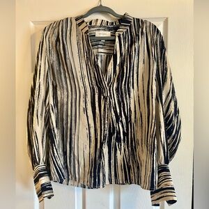 Banana Republic Navy/Cream Abstract Print Blouse - Size Large